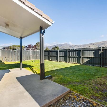 Get The Family Together Under One Roof Cromwell Exterior foto